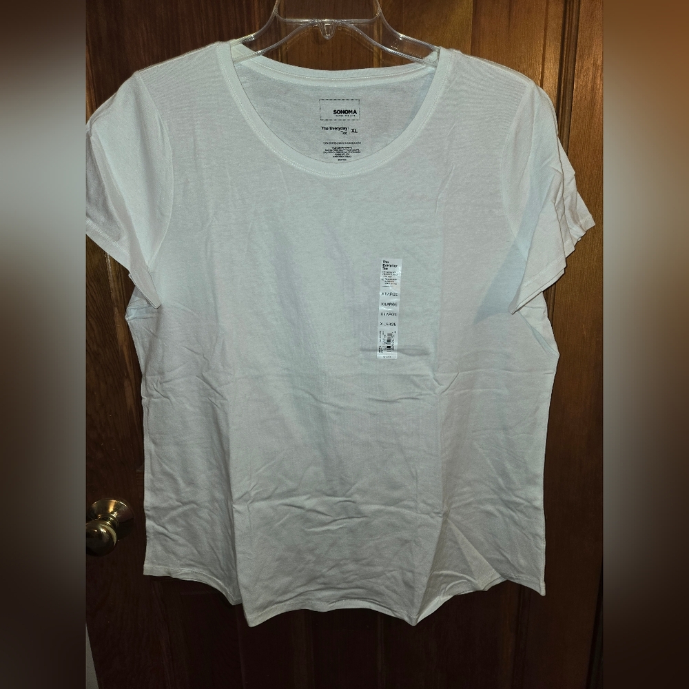 Sonoma Women's Classic White Short Sleeve Tee XL